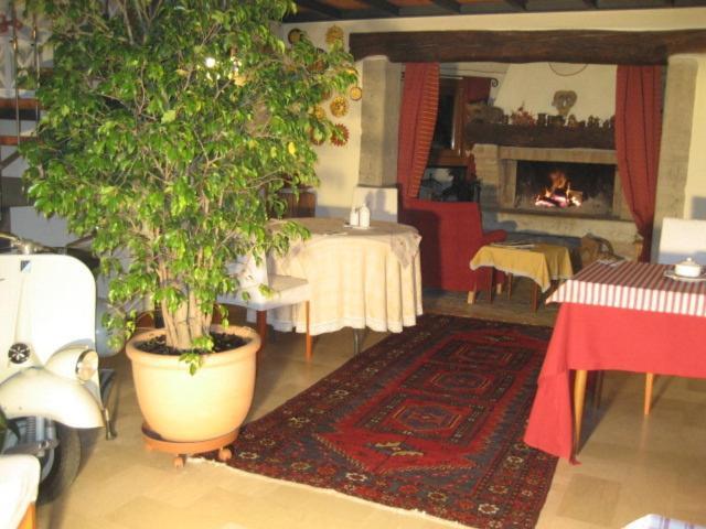 Hotel Calvi-Ristorante Mainor Витторио-Венето Экстерьер фото